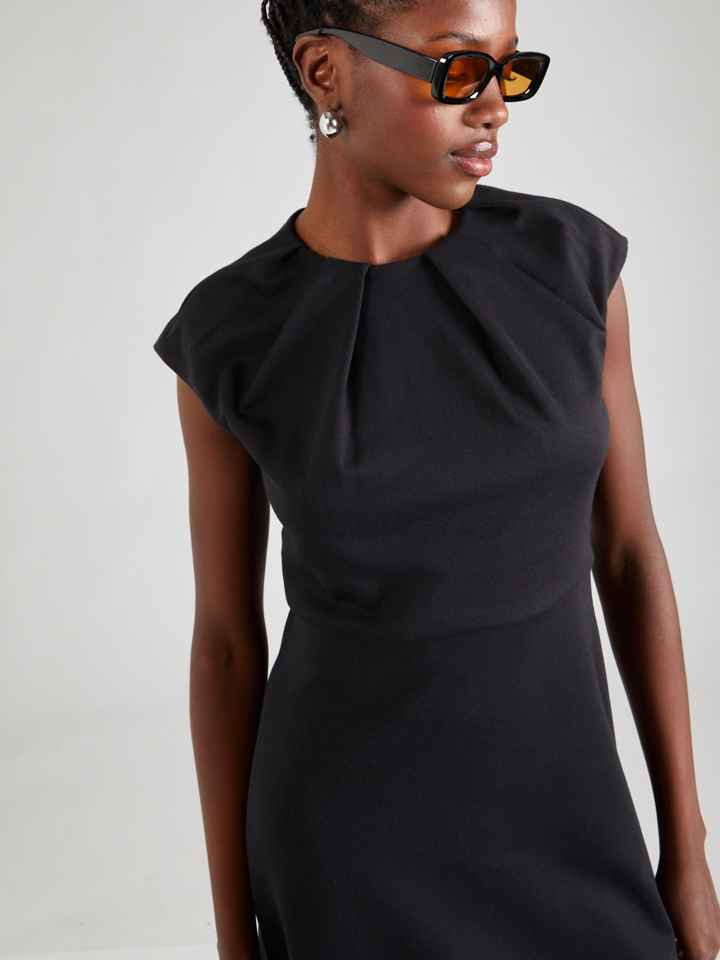 Schwarzes kleid s oliver selection Outlet